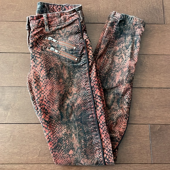 Maison Scotch Slim Fit Corduroy Pants - Picture 7 of 8